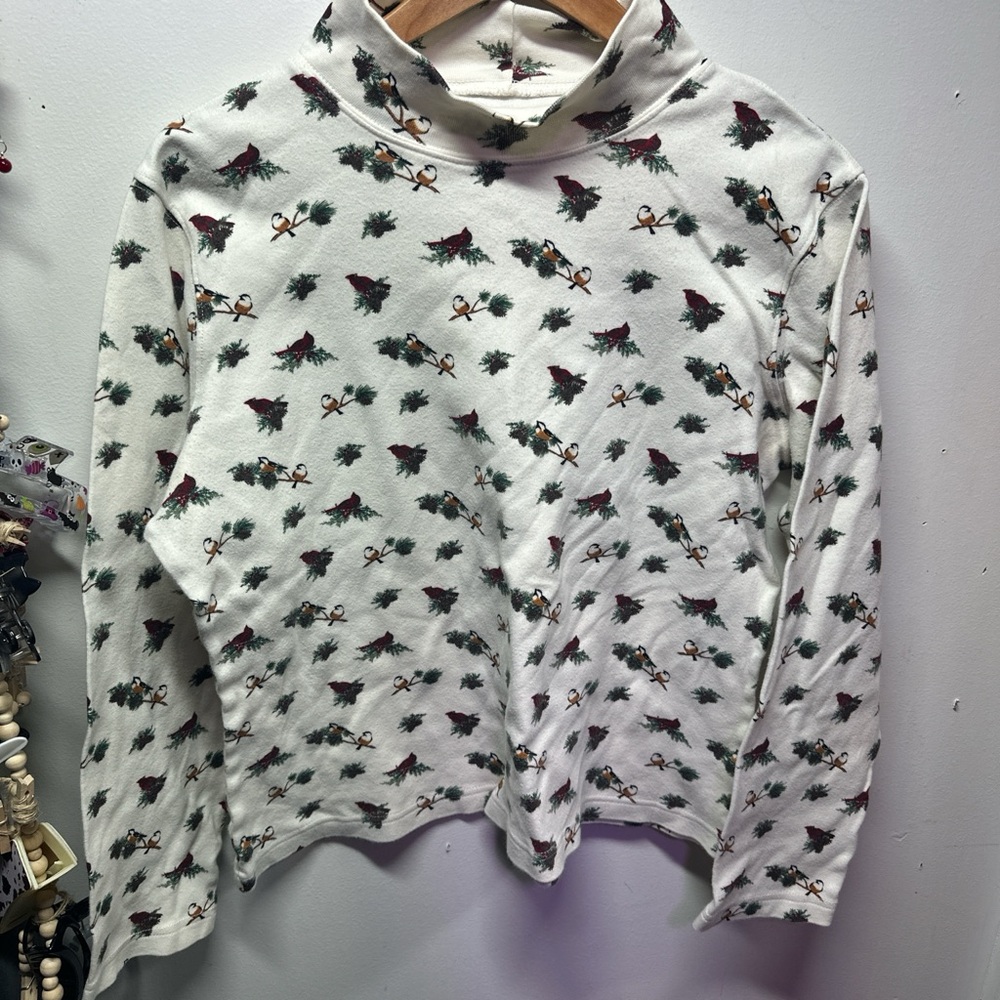 Croft & Barrow White Turtleneck with Festive Print